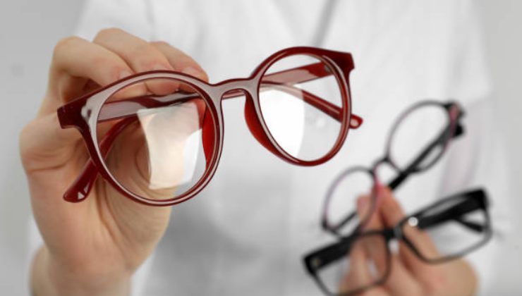Test della personalità con occhiali